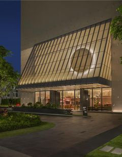 KROMO Bangkok, Curio Collection by Hilto