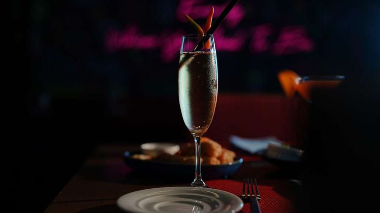Golden Tulip Muscat Restaurant