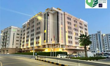 Golden Tulip Muscat