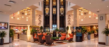 Golden Tulip Muscat Lobby