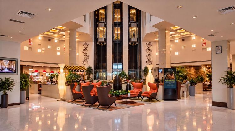 Golden Tulip Muscat Lobby