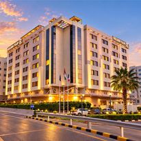 Golden Tulip Muscat