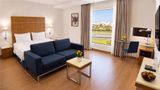 <b>Golden Tulip Muscat Room</b>. Images powered by <a href="https://iceportal.shijigroup.com/" title="IcePortal" target="_blank">IcePortal</a>.