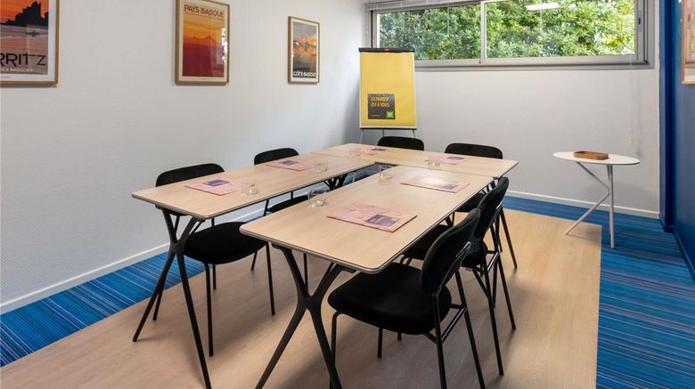 <b>Ibis Styles Biarritz Plage Meeting</b>. Images powered by <a href="https://iceportal.shijigroup.com/" title="IcePortal" target="_blank">IcePortal</a>.