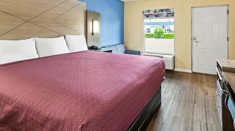 Rodeway Inn Oxford Room