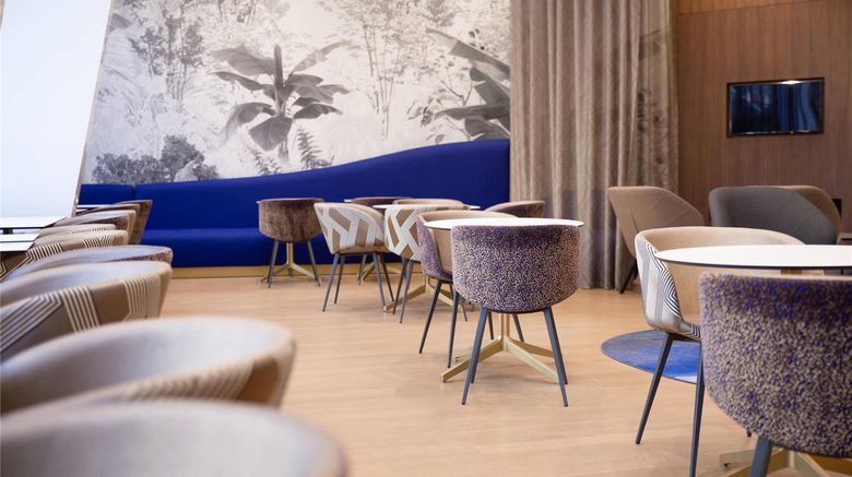 <b>Clarion Paris CDG Airport Meeting</b>. Images powered by <a href="https://iceportal.shijigroup.com/" title="IcePortal" target="_blank">IcePortal</a>.