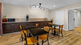 <b>Rodeway Inn and Suites Brookhaven Restaurant</b>. Images powered by <a href="https://iceportal.shijigroup.com/" title="IcePortal" target="_blank">IcePortal</a>.