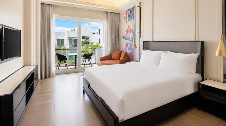 Pramod Lands End Resort-Radisson Individ Room