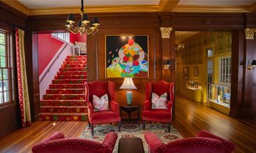The Colony Hotel