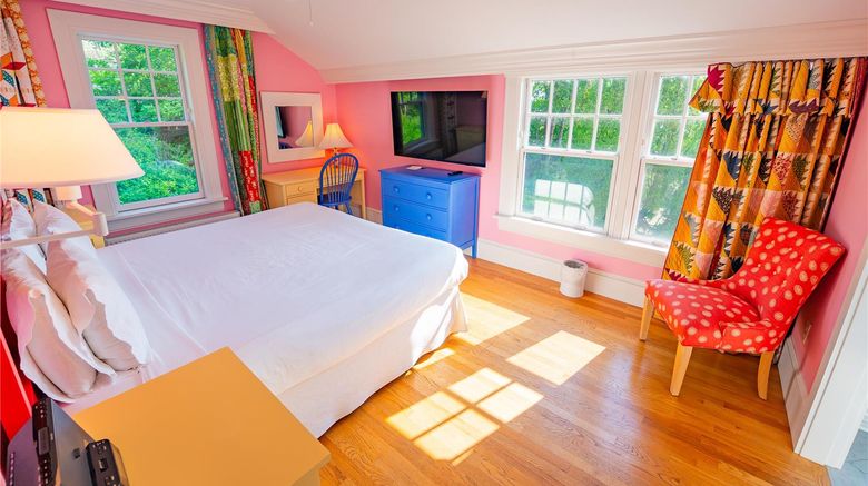 <b>The Colony Hotel Suite</b>. Images powered by <a href="https://iceportal.shijigroup.com/" title="IcePortal" target="_blank">IcePortal</a>.