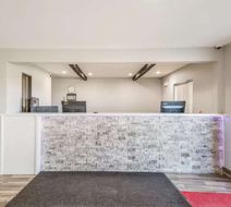 Sonesta Essential Des Moines Lobby