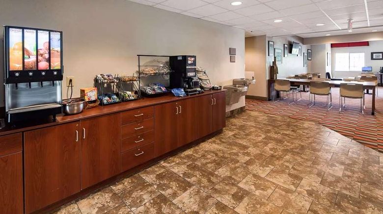<b>Sonesta Essential Morgantown Lobby</b>. Images powered by <a href="https://iceportal.shijigroup.com/" title="IcePortal" target="_blank">IcePortal</a>.