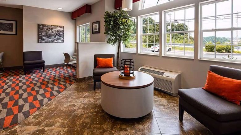 <b>Sonesta Essential Morgantown Lobby</b>. Images powered by <a href="https://iceportal.shijigroup.com/" title="IcePortal" target="_blank">IcePortal</a>.