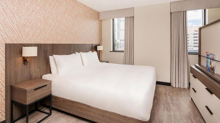 Hyatt Place Leeds Suite