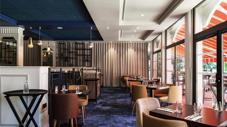 <b>Mercure Aix Les Bains Domaine de Marlioz Restaurant</b>. Images powered by <a href="https://iceportal.shijigroup.com/" title="IcePortal" target="_blank">IcePortal</a>.