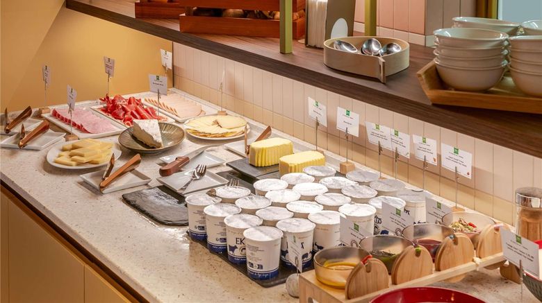 <b>Ibis Styles Saint Jean De Luz Restaurant</b>. Images powered by <a href="https://iceportal.shijigroup.com/" title="IcePortal" target="_blank">IcePortal</a>.