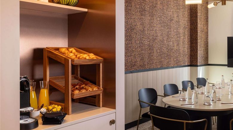 <b>Hotel Maison Hamelin Paris Meeting</b>. Images powered by <a href="https://iceportal.shijigroup.com/" title="IcePortal" target="_blank">IcePortal</a>.