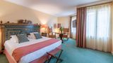 Hotel de Greuze Room