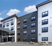 Best Western Plus Neepawa Hotel Exterior
