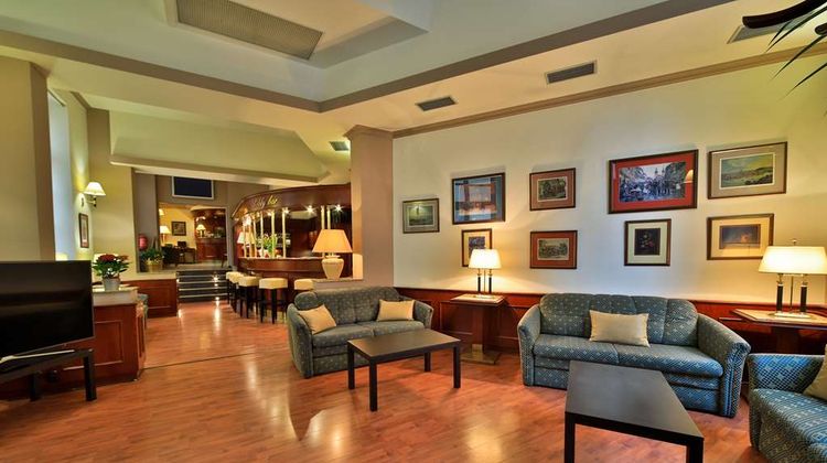 Hotel Carlton Lobby