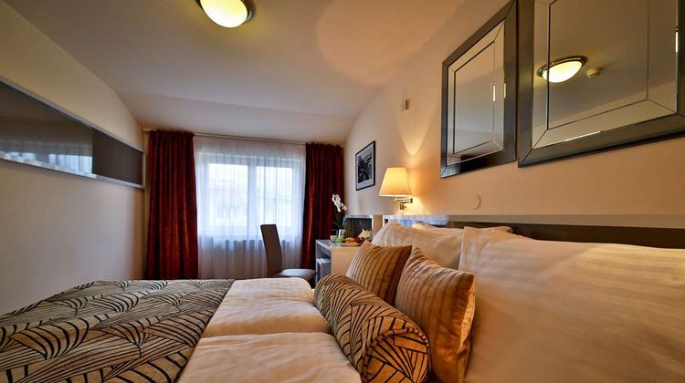 Ariston Hotel Room