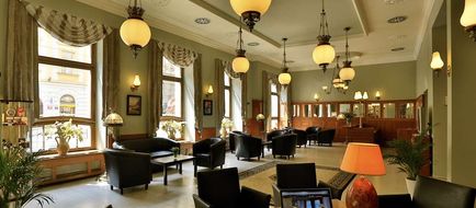 Ariston Hotel Lobby
