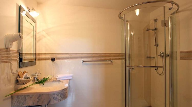 Romantic Hotel Mlyn Room