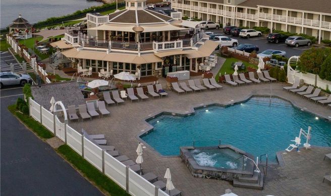 Anchorage by the Sea Exterior