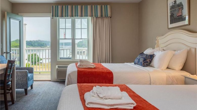 <b>Sebasco Harbor Resort Room</b>. Images powered by <a href="https://iceportal.shijigroup.com/" title="IcePortal" target="_blank">IcePortal</a>.