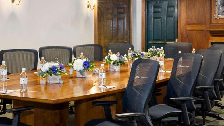 <b>Harraseeket Inn & Event House Meeting</b>. Images powered by <a href="https://iceportal.shijigroup.com/" title="IcePortal" target="_blank">IcePortal</a>.