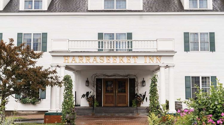 Harraseeket Inn & Event House Exterior
