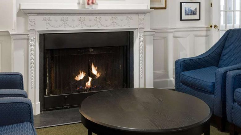 <b>Harraseeket Inn & Event House Lobby</b>. Images powered by <a href="https://iceportal.shijigroup.com/" title="IcePortal" target="_blank">IcePortal</a>.