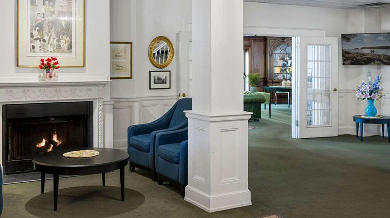 <b>Harraseeket Inn & Event House Lobby</b>. Images powered by <a href="https://iceportal.shijigroup.com/" title="IcePortal" target="_blank">IcePortal</a>.