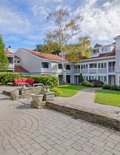 Meadowmere Resort