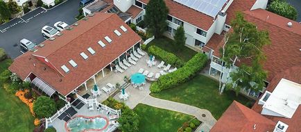 Meadowmere Resort Exterior
