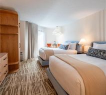 Meadowmere Resort Room
