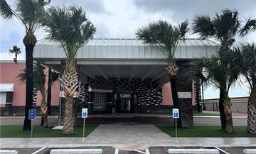 Super 8 by Wyndham Corpus Christi