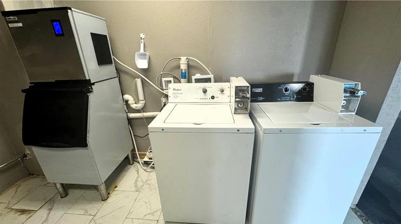 <b>Super 8 by Wyndham Corpus Christi Other</b>. Images powered by <a href="https://iceportal.shijigroup.com/" title="IcePortal" target="_blank">IcePortal</a>.
