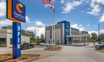 Comfort Inn & Suites