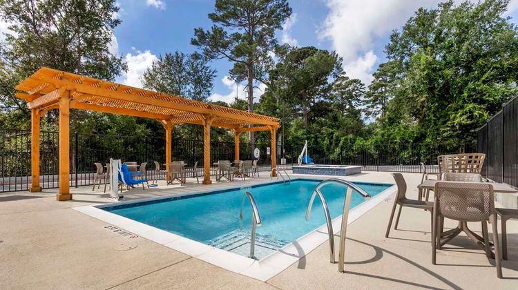 Comfort Inn & Suites Pool