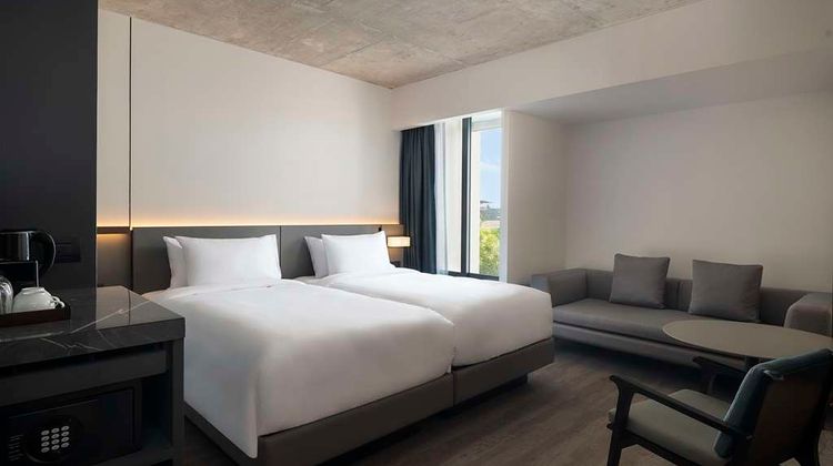 Radisson Hotel Don Mueang Bangkok Suite