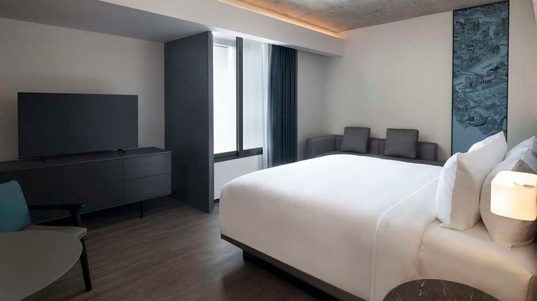 <b>Radisson Hotel Don Mueang Bangkok Suite</b>. Images powered by <a href="https://iceportal.shijigroup.com/" title="IcePortal" target="_blank">IcePortal</a>.