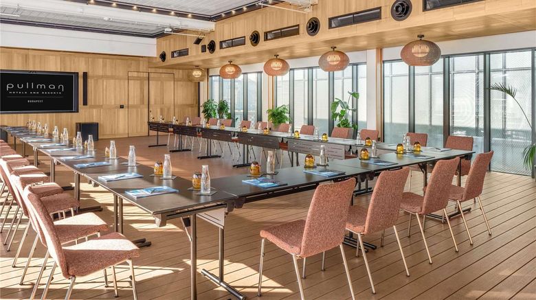 <b>Pullman Budapest Meeting</b>. Images powered by <a href="https://iceportal.shijigroup.com/" title="IcePortal" target="_blank">IcePortal</a>.