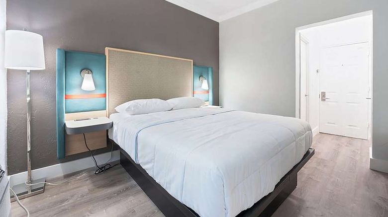 <b>Garden Hotel Miami International Airport Room</b>. Images powered by <a href="https://iceportal.shijigroup.com/" title="IcePortal" target="_blank">IcePortal</a>.