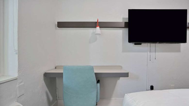 <b>Garden Hotel Miami International Airport Room</b>. Images powered by <a href="https://iceportal.shijigroup.com/" title="IcePortal" target="_blank">IcePortal</a>.