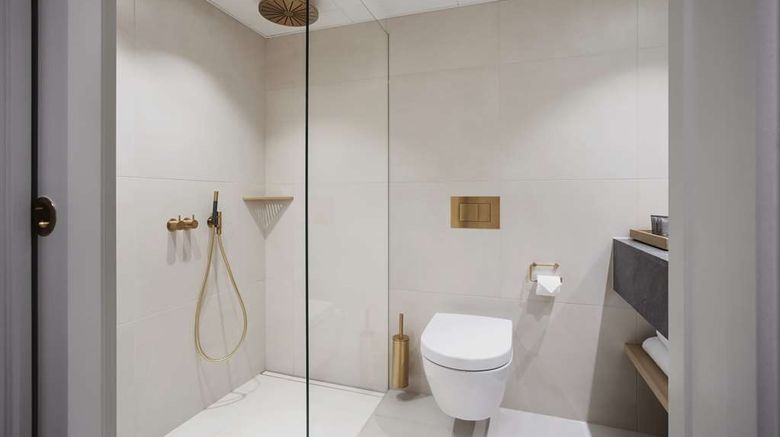 <b>Hotel Admiral, Ascend Hotel Collection Room</b>. Images powered by <a href="https://iceportal.shijigroup.com/" title="IcePortal" target="_blank">IcePortal</a>.
