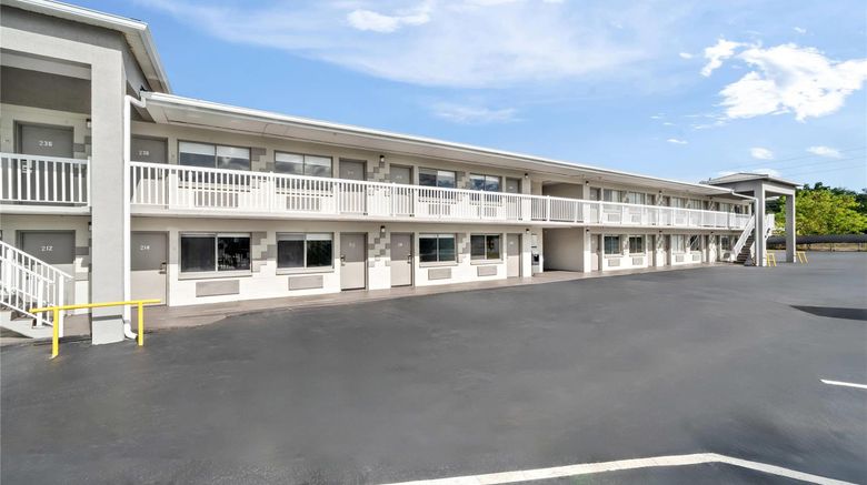 Rodeway Inn Lake Wales Winter Haven Exterior. Images powered by <a href="https://iceportal.shijigroup.com" target="_blank" rel="noopener">Ice Portal</a>.