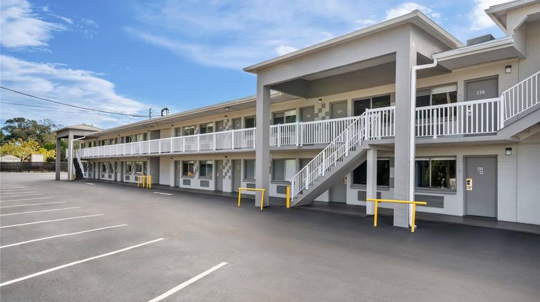 <b>Rodeway Inn Lake Wales Winter Haven Exterior</b>. Images powered by <a href="https://iceportal.shijigroup.com/" title="IcePortal" target="_blank">IcePortal</a>.