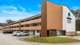 <b>Clarion Pointe Exterior</b>. Images powered by <a href="https://iceportal.shijigroup.com/" title="IcePortal" target="_blank">IcePortal</a>.