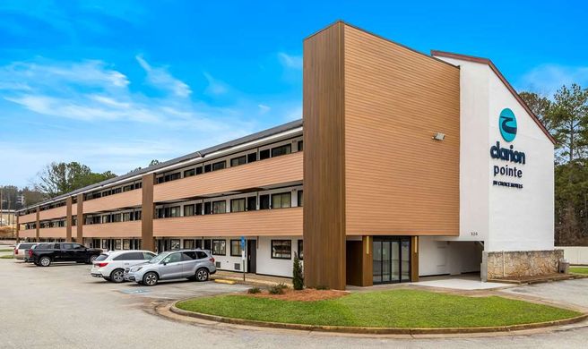 Clarion Pointe Exterior